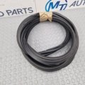 BMW 3 SERIES GASKET SEAL RUBBER TAILGATE TRUNK LID 7263092 F31