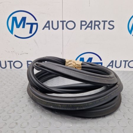 BMW 3 SERIES GASKET SEAL RUBBER TAILGATE TRUNK LID 7263092 F31