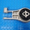 BMW X1 SERIES ENGINE MOUNT RIGHT SWING SUPPORT 9894728 U11 U12 U10