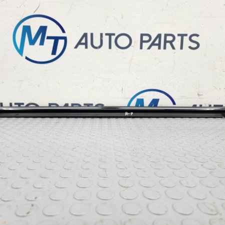BMW X1 SERIES REAR DOOR MOULDING TRIM PASSENGER LEFT SIDE 9451535 U11