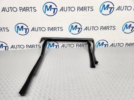 BMW X1 SERIES REAR DOOR GUIDE FINISHER RIGHT DRIVER SIDE 9451548 U11