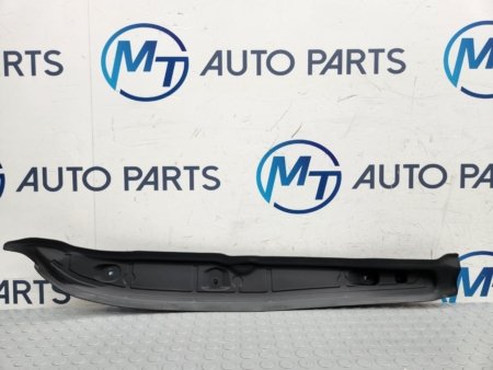 BMW X1 SERIES WING PANEL SEAL TRIM LEFT PASSENGER SIDE 9462143 U11 U12