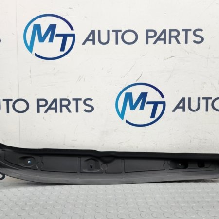 BMW X1 SERIES WING PANEL SEAL TRIM LEFT PASSENGER SIDE 9462143 U11 U12