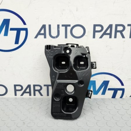 BMW X1 SERIES REAR BUMPER CORNER BRACKET RIGHT DRIVER SIDE 9883542 U11 U12