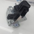 BMW 3 SERIES BLIND BRACKET PASSENGER SIDE 7268029 F31