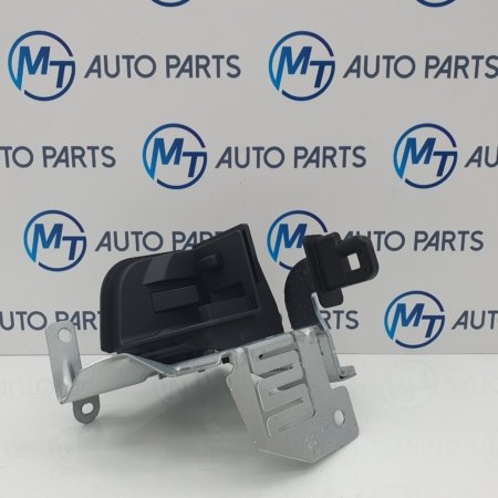 BMW 3 SERIES BLIND BRACKET PASSENGER SIDE 7268029 F31